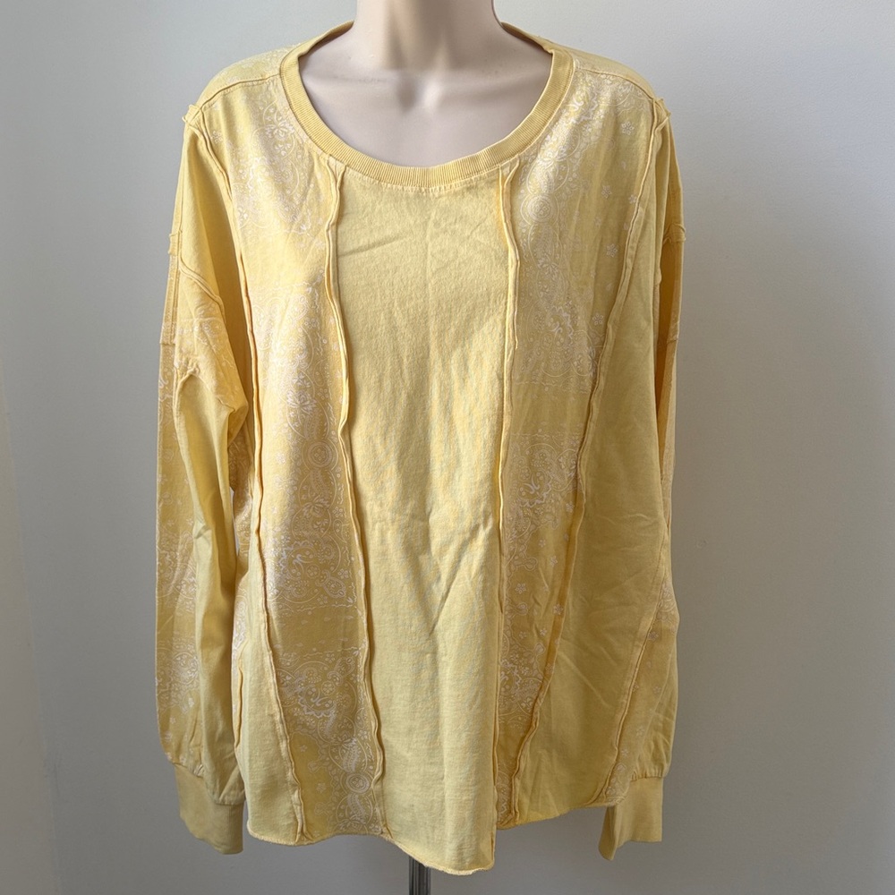 Easel Large Yellow Long Sleeve Paneled Tee
